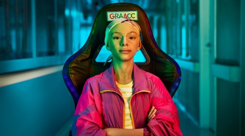 Adolescente protagoniza nova campanha do Hospital do GRAACC inspiradano universo gamer