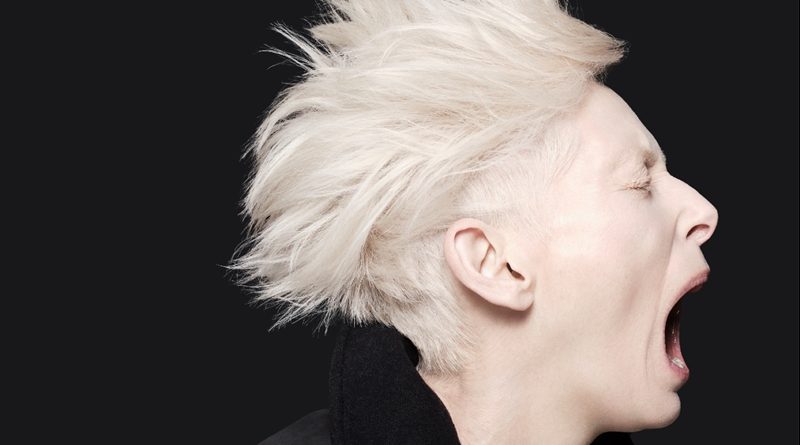 Tilda Swinton retornará aos palcos após mais de 30 anos Tilda Swinton retornará aos palcos após mais de 30 anos