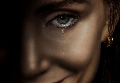 “Outra Mamãe”, novo longa de terror do produtor James Wan, ganha trailer