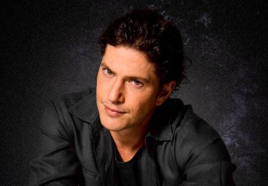 Caio Paduan será Poseidon no musical “Percy Jackson” Caio Paduan será Poseidon no musical “Percy Jackson”