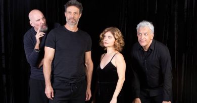 Comédia ‘Cansei de ser belo’ estreia no Teatro YouTube Comédia ‘Cansei de ser belo’ estreia no Teatro YouTube