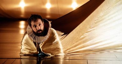 Gregório Duvivier volta a São Paulo para série de apresentações no Espaço Unimed Gregório Duvivier volta a São Paulo para série de apresentações no Espaço Unimed